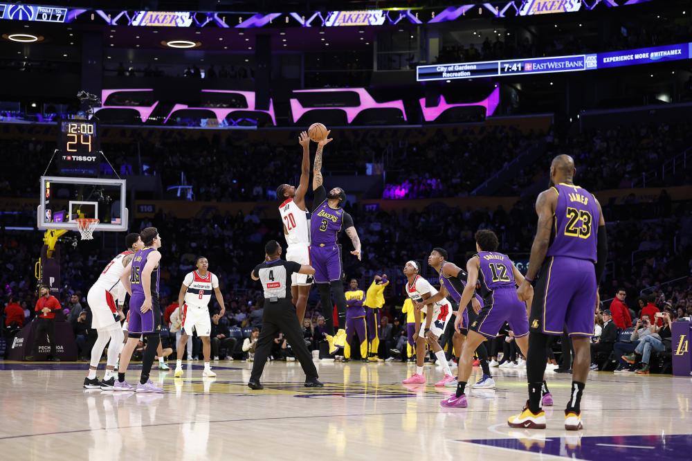 还得看圆神😱安东尼连场建功助球队欧联杯获胜，本赛季已8球4助（圆神发威！安东尼连场破门助球队欧联告捷，本季已8球4助）